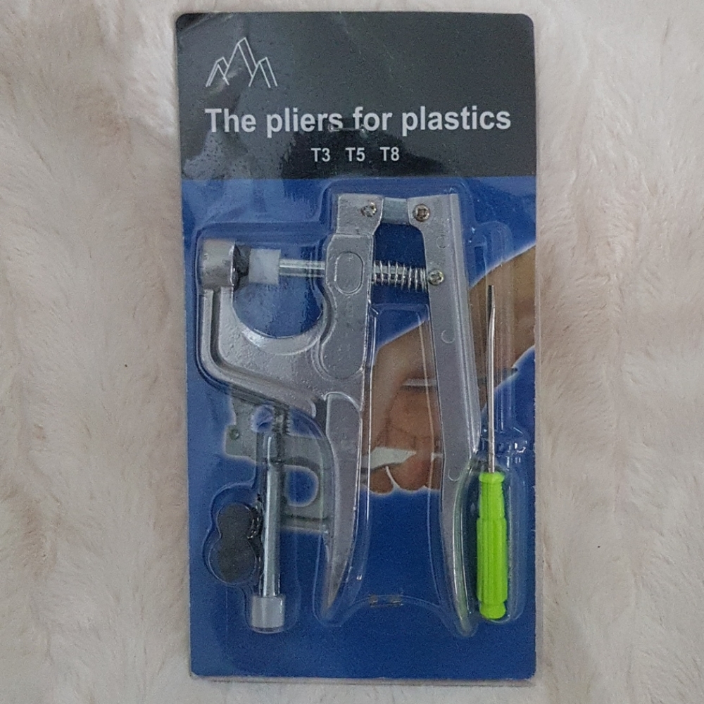 The pliers for plastics!!!